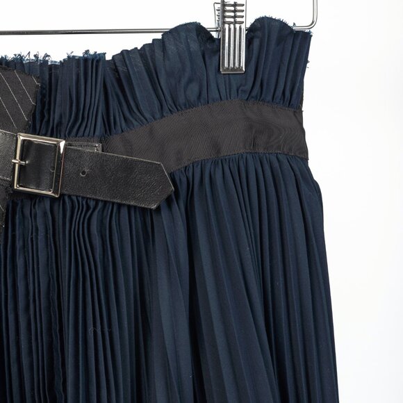 Sacai Black & Navy Pinstripe Docking Pleated Skirt - Picture 6 of 14